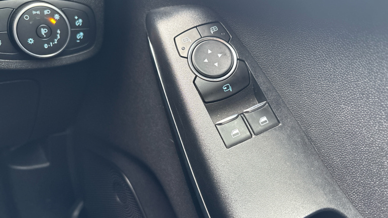 Ford Fiesta 1.0 EcoBoost Titanium 5dr Petrol Hatchback